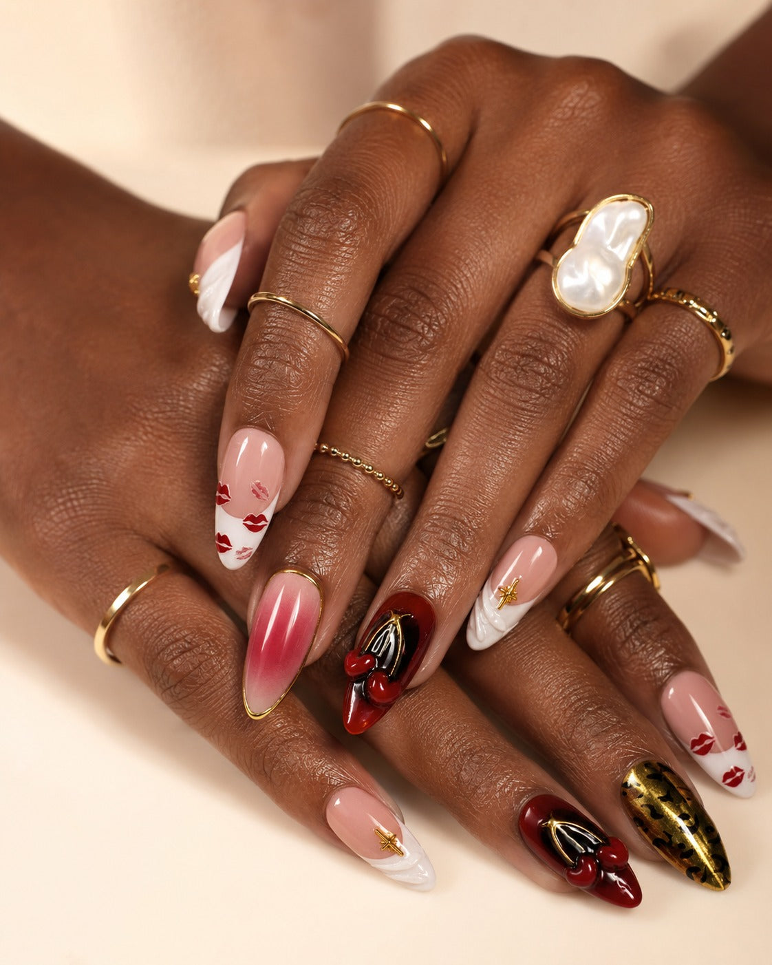 Passion Kiss Gilded Y2K Press On Nails
